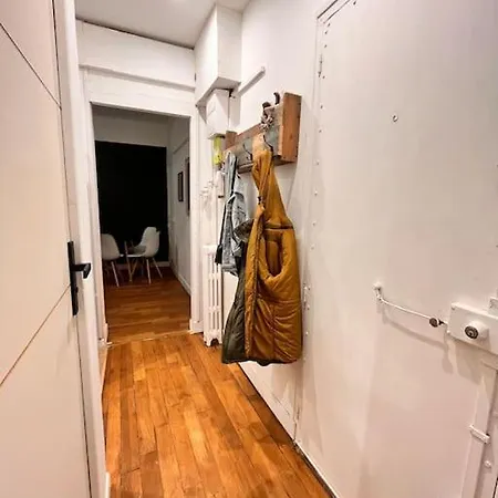 Cosy Close To Train Station, Paris And Cdg Airport Apartment
